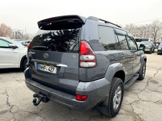 Toyota Land Cruiser Prado foto 4