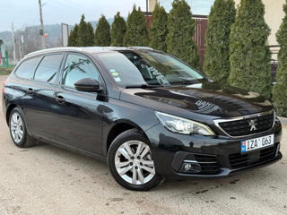 Peugeot 308 foto 2