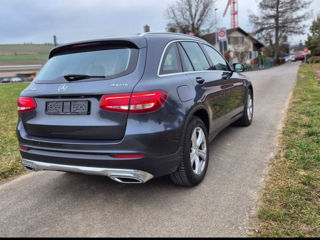 Mercedes GLC foto 3