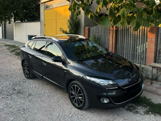 Renault Megane foto 1