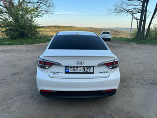 Hyundai Sonata foto 5