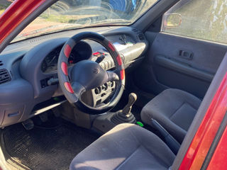 Nissan Micra foto 5