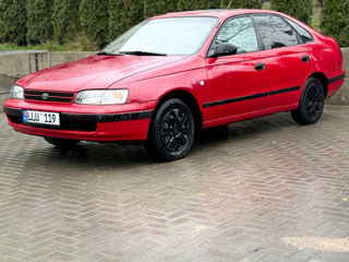 Toyota Carina foto 4