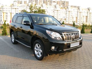 Toyota Land Cruiser Prado foto 1