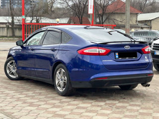 Ford Mondeo foto 3