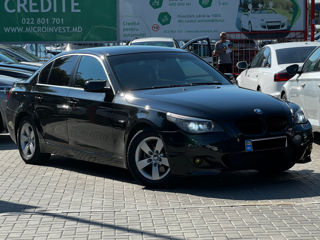 BMW 5 Series foto 4