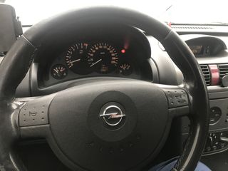 Opel Corsa foto 6