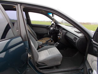 Toyota Carina foto 8