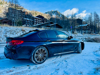 BMW 5 Series foto 2