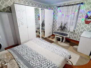 Casa din cotilet, 88m2, beci, 4 camere, 4.6 ari, încălzire autonomă, centru. foto 3