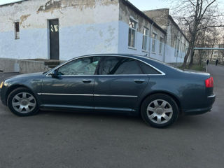 Audi A8 foto 5