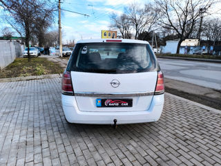 Opel Zafira foto 6