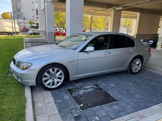 BMW 7 Series foto 4