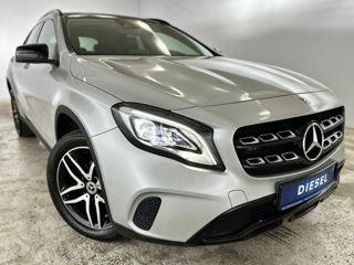 Mercedes GLA foto 8