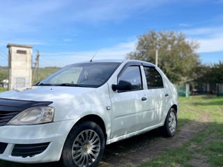 Dacia Logan foto 3