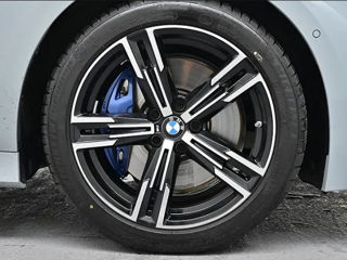 BMW 3 Series foto 5