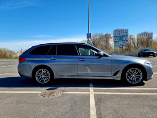 BMW 5 Series foto 5