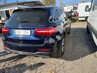 Mercedes GLC foto 4