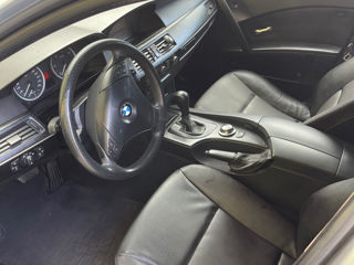 BMW 5 Series foto 7