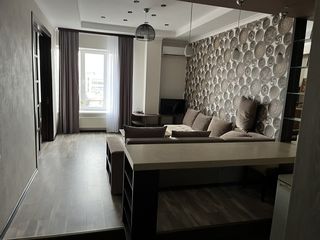 Apartament cu 3 camere, 65 m², Centru, Bălți