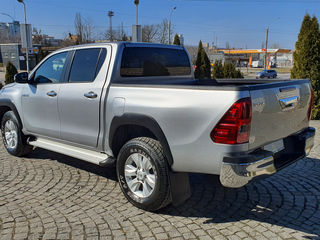 Toyota Hilux foto 4