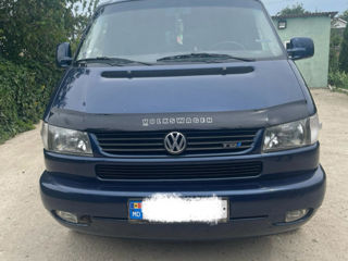 Volkswagen Transporter foto 1