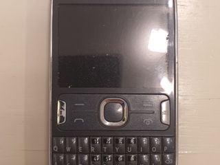 Nokia E5-00 foto 0