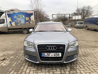 Audi A8 foto 2