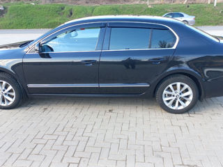 Skoda Superb фото 3