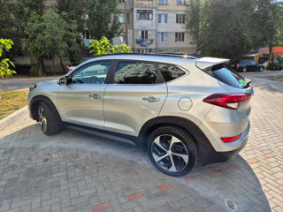 Hyundai Tucson foto 2