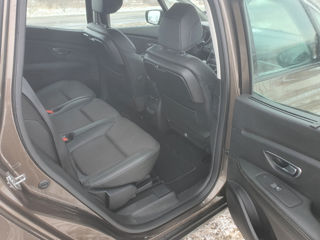 Renault Grand Scenic foto 6