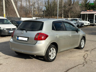 Toyota Auris foto 4