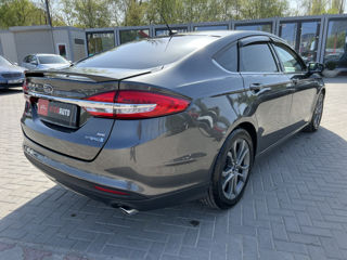 Ford Fusion foto 3