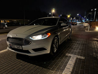 Ford Fusion foto 3