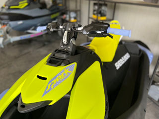 Sea-Doo Spark Trixx 3 UP 90 CP foto 2