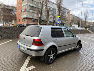 Volkswagen Golf foto 4