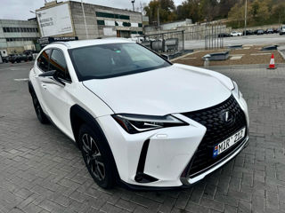 Lexus UX foto 9