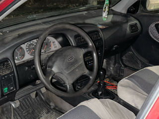 Nissan Primera foto 8