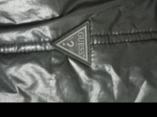 Guess foto 3