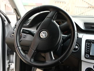 Volkswagen Passat foto 6