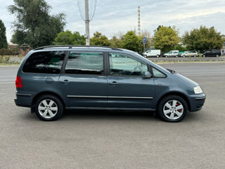 Volkswagen Sharan foto 1