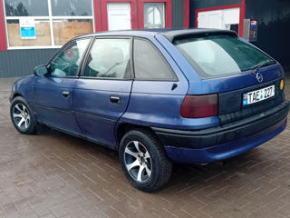 Opel Astra foto 3