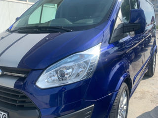 Ford Transit Custom foto 1