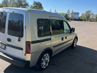 Opel Combo foto 4