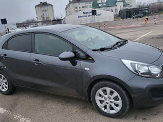 KIA Rio foto 8