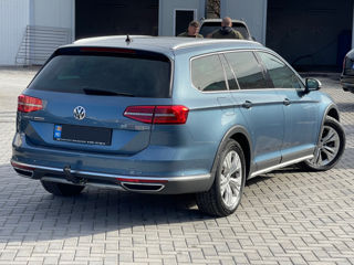 Volkswagen Passat foto 3