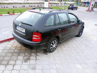 Skoda Fabia foto 2