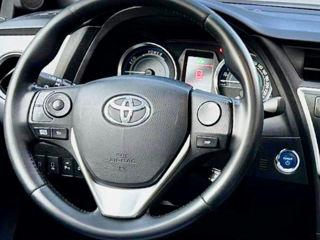 Toyota Auris foto 4