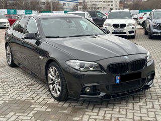 BMW 5 Series foto 5