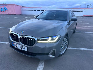 BMW 5 Series foto 2